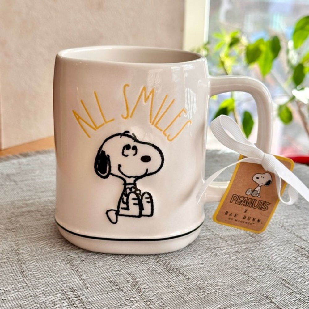 Rae Dunn Peanuts Snoopy ALL SMILES Ceramic Mug BRAND NEW!!